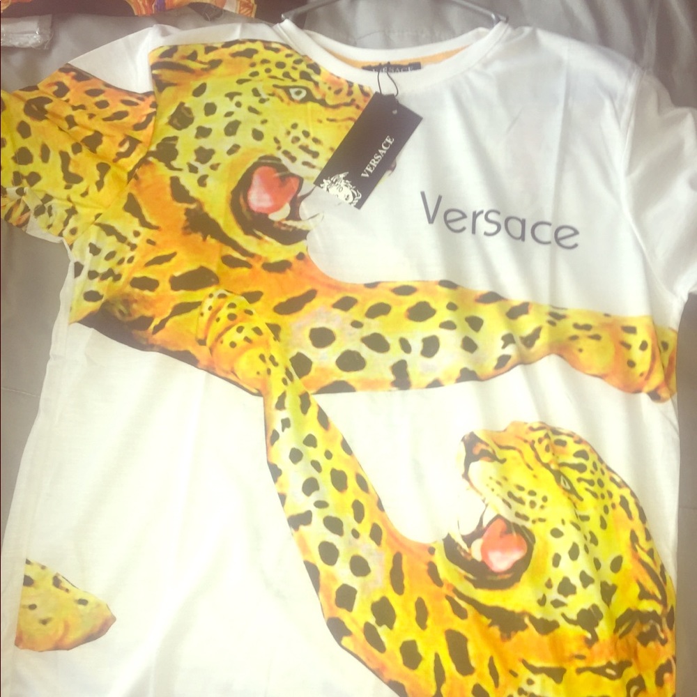 Wholesale men’s clothing. Very affordable & trendy